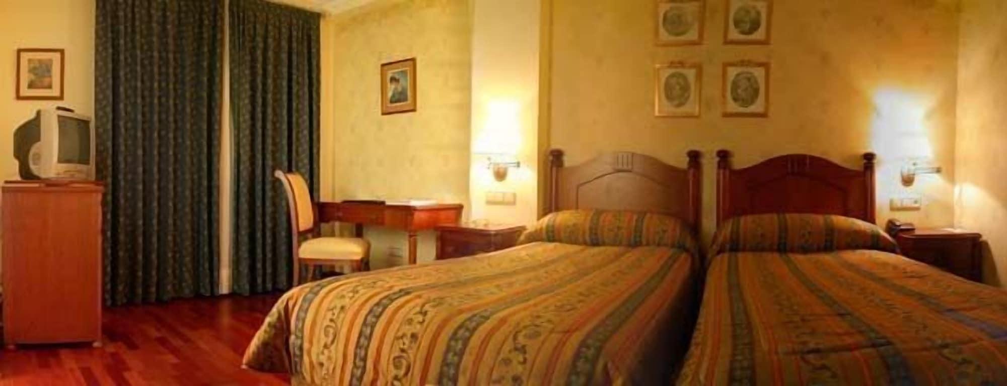 Condesa De Chinchon Hotel Buitenkant foto